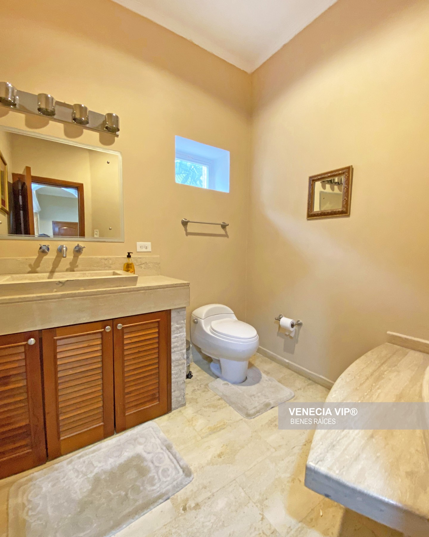 SaveClip.App_450650693_833286672065908_2492946214427193353_n