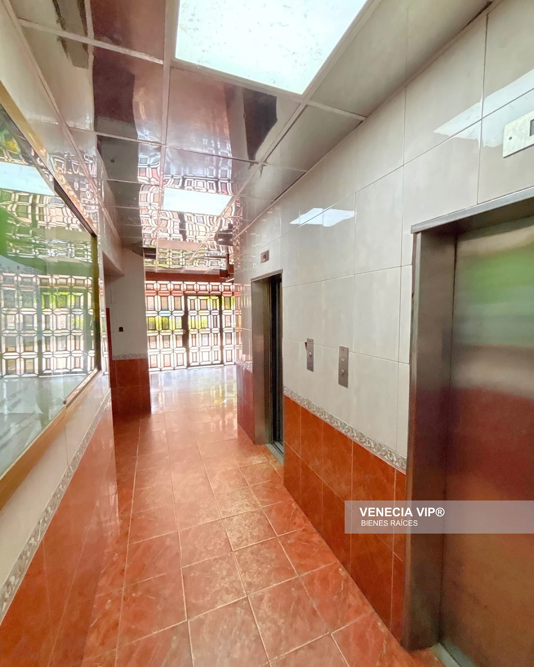 SaveClip.App_469815865_17942671529931594_2039136302345079411_n