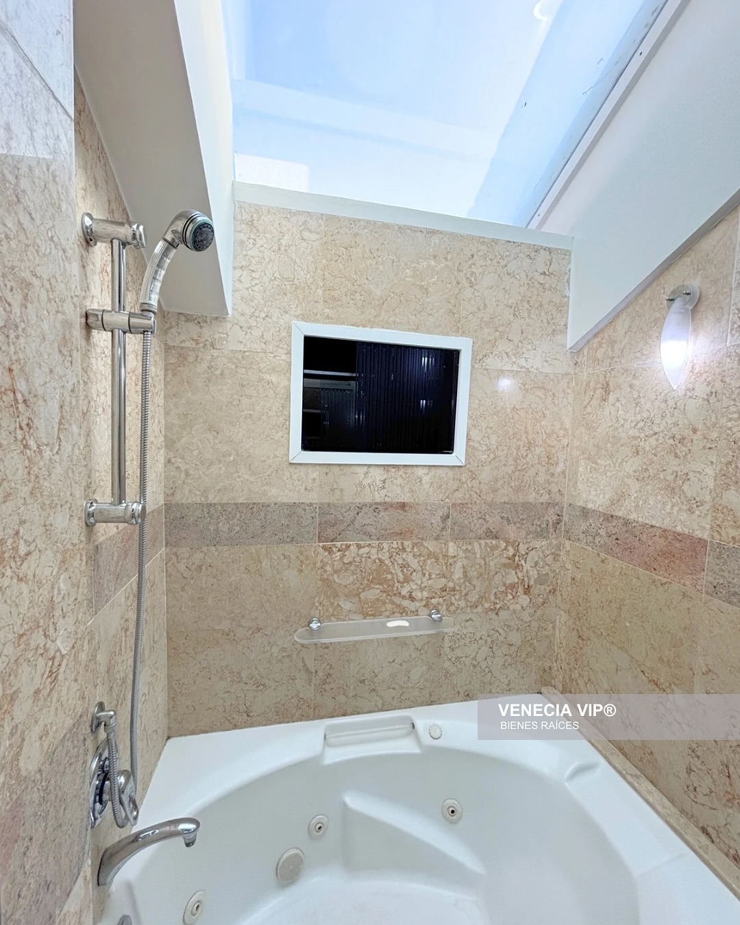 SaveClip.App_476129430_17949298793931594_4104990999037804409_n