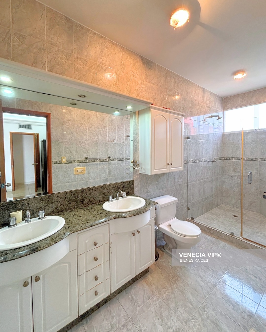 SaveClip.App_483300510_17954148464931594_7429973795675434121_n